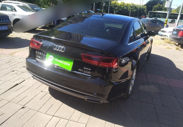 奥迪A6L 35TFSI 2018款 2.0T 自动 时尚型30周年纪念版 (国Ⅴ) 