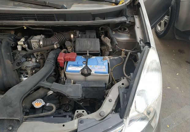 日产骊威 2010款 1.6L 自动 GX劲锐版标准型 (国Ⅳ) 