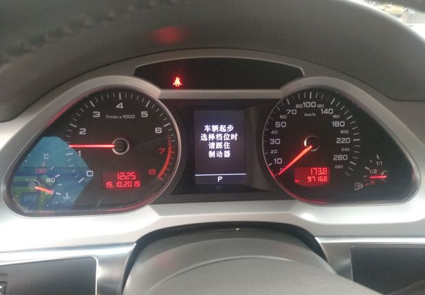 奥迪A6L TFSI 2010款 2.0T 自动 标准型 (国Ⅳ) 