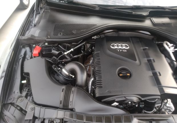 奥迪A6L TFSI 2012款 2.0T 自动 标准型 (国Ⅳ) 