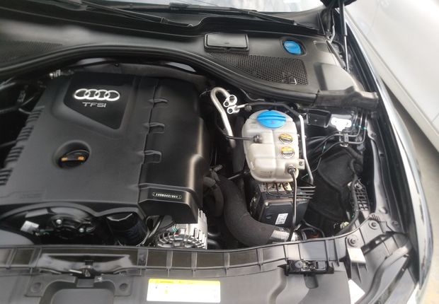 奥迪A6L TFSI 2012款 2.0T 自动 标准型 (国Ⅳ) 