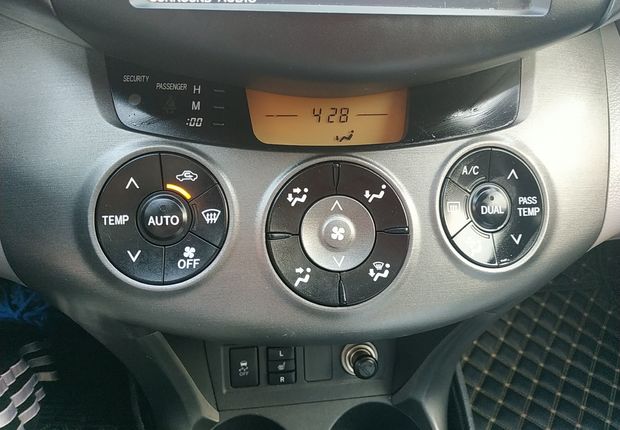 丰田RAV4 2009款 2.0L 自动 前驱 豪华型 (国Ⅳ) 