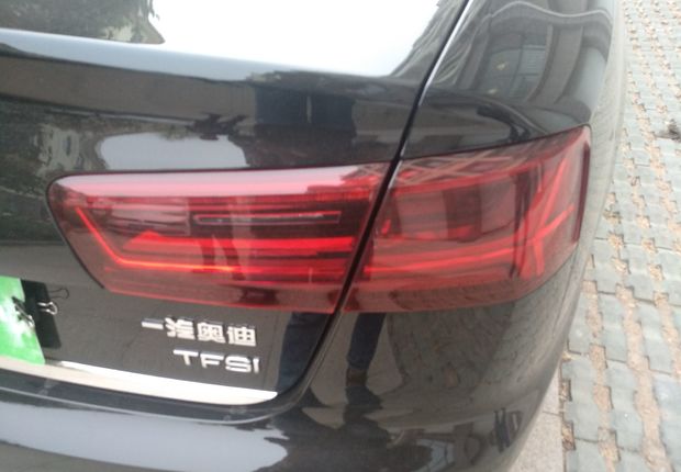 奥迪A6L TFSI 2018款 1.8T 自动 进取型30周年纪念版 (国Ⅴ) 