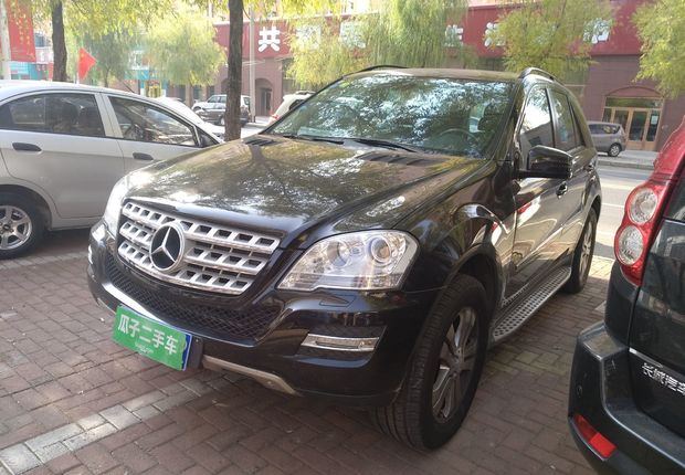 奔驰M级 ML300 [进口] 2010款 3.0L 自动 汽油 