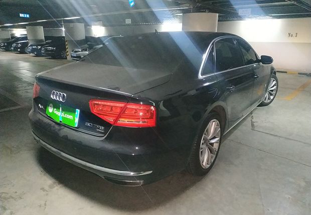 奥迪A8L 50 [进口] 2013款 3.0T 自动 汽油 舒适型 