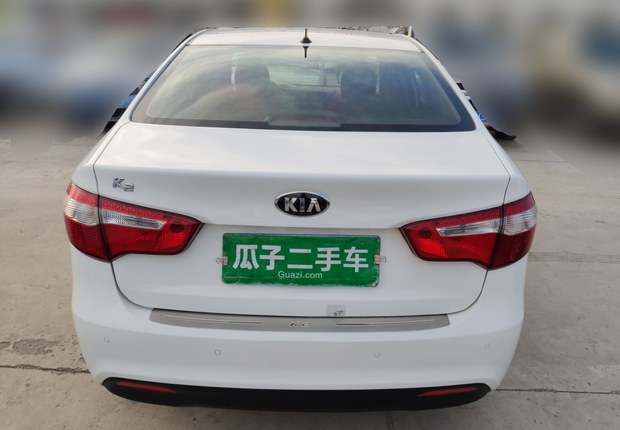 起亚K2 2012款 1.4L 手动 4门5座三厢车 GLS (国Ⅳ) 