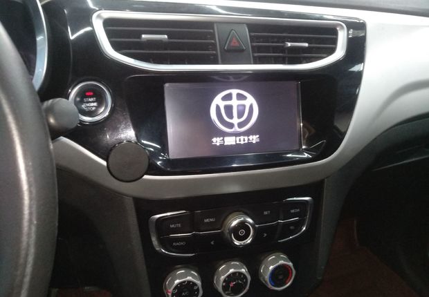 中华V3 2015款 1.5L 手动 智能型 (国Ⅳ) 