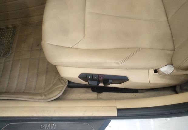宝马3系 320Li 2013款 2.0T 自动 汽油 时尚型 (国Ⅳ) 