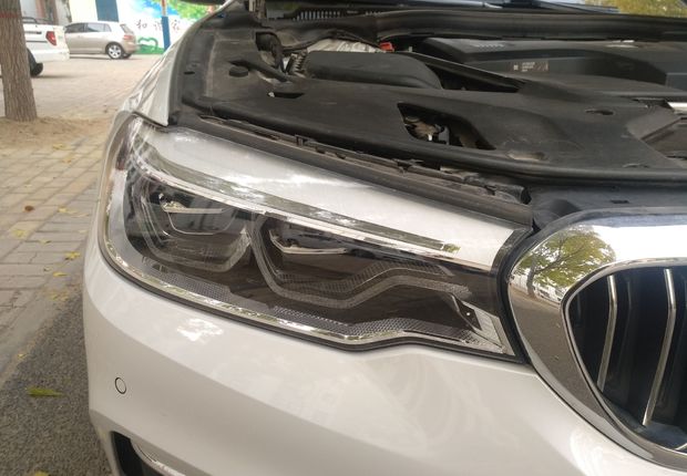 宝马5系 528Li 2018款 2.0T 自动 汽油 上市特别版 (国Ⅴ) 