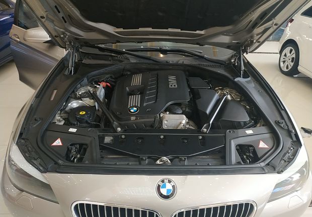 宝马5系 530Li 2013款 3.0L 自动 汽油 领先型 (国Ⅳ) 