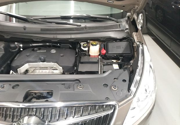 别克GL8 2017款 2.5L 自动 7座 25S豪华型 (国Ⅴ) 