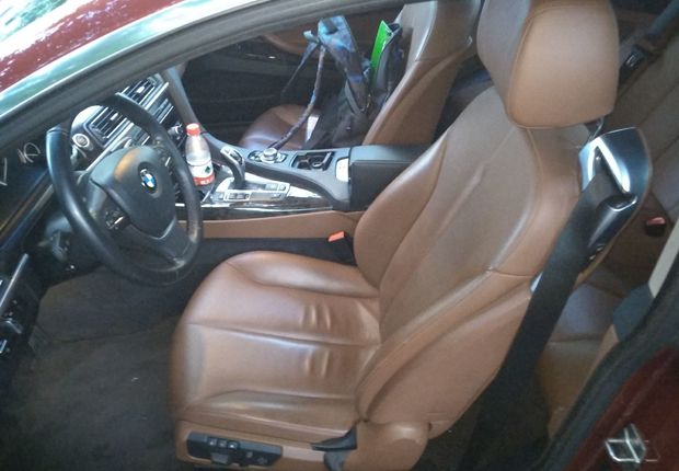 宝马6系轿跑 640i [进口] 2013款 3.0T 自动 2门 改款 