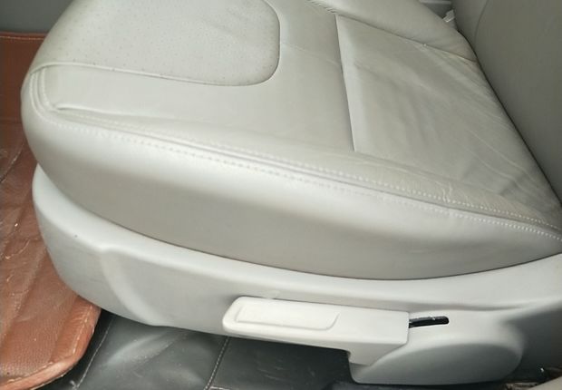 大众宝来 2011款 1.6L 自动 舒适型 (国Ⅳ) 