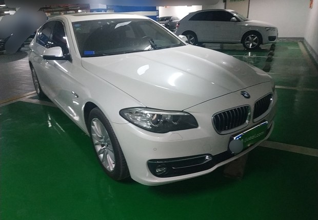 宝马5系 525Li 2017款 2.0T 自动 汽油 豪华设计套装 (国Ⅴ) 