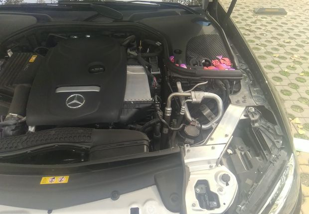 奔驰E级 E300L 2018款 2.0T 自动 汽油 时尚型改款 (国Ⅴ) 