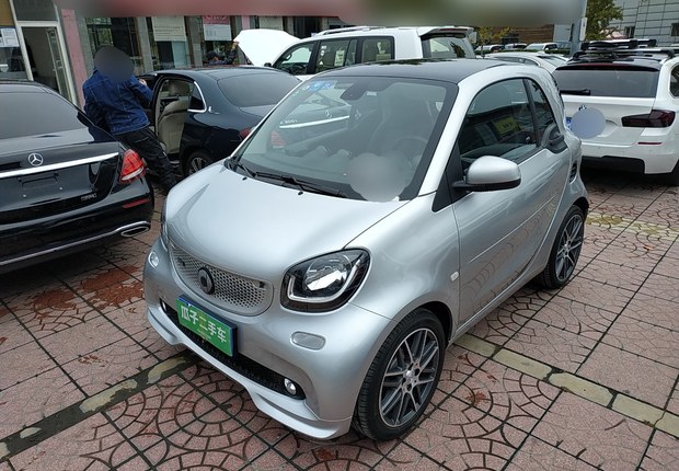 巴博斯smart fortwo [进口] 2017款 0.9T 自动 后驱 BRABUS-Xclusive (国Ⅴ) 