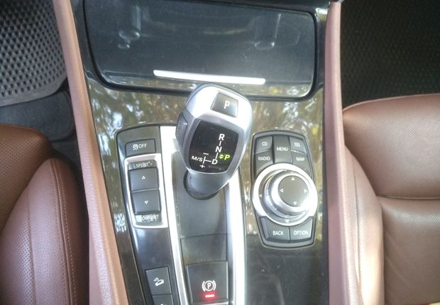 宝马5系GT 535i [进口] 2011款 3.0T 自动 汽油 豪华型 