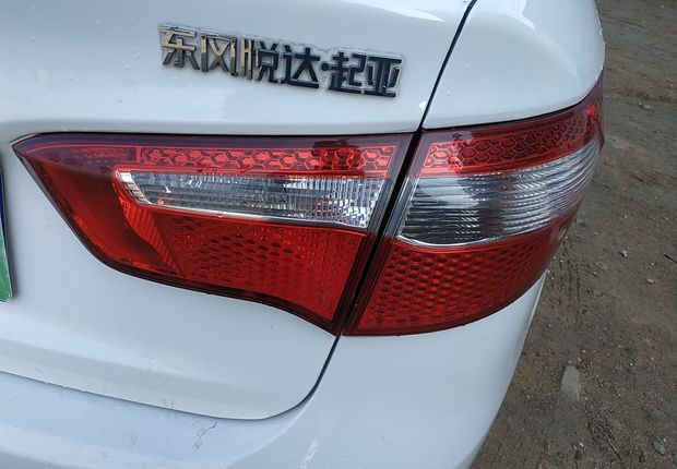 起亚K2 2011款 1.4L 自动 GLS (国Ⅳ) 