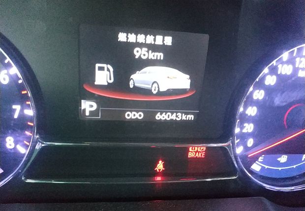 起亚K5 2012款 2.0L 自动 DLX (国Ⅳ) 