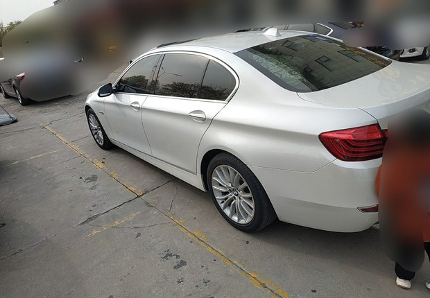 宝马5系 525Li 2014款 2.0T 自动 汽油 豪华设计套装 (国Ⅳ) 