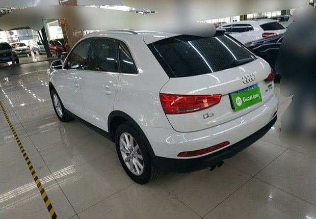 奥迪Q3 35TFSI 2015款 2.0T 自动 前驱 进取型 (国Ⅳ) 