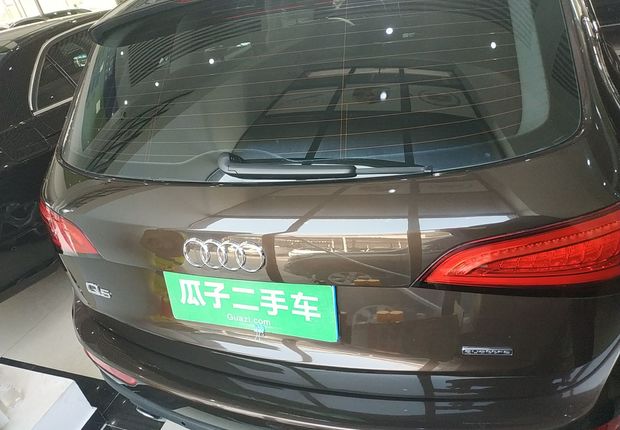 奥迪Q5 2015款 2.0T 自动 四驱 汽油 舒适型 (国Ⅴ) 