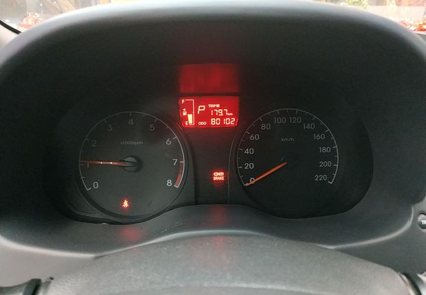 现代瑞纳 2014款 1.4L 自动 4门5座三厢车 智能型GLS (国Ⅳ) 