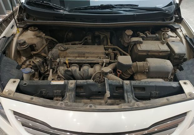 现代瑞纳 2014款 1.4L 自动 4门5座三厢车 智能型GLS (国Ⅳ) 