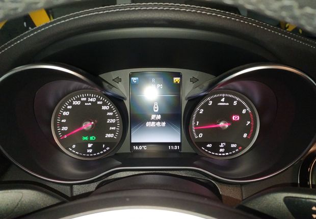 奔驰C级 C200L 2015款 2.0T 自动 运动型改款 (国Ⅴ) 