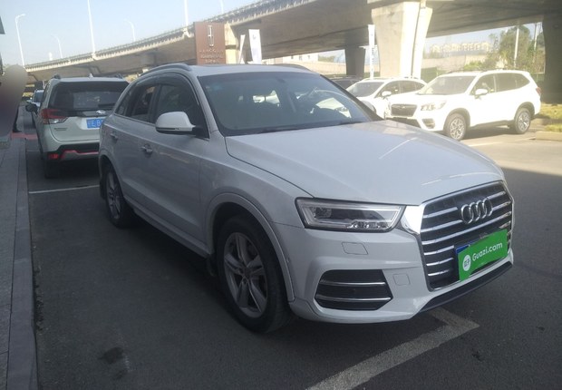 奥迪Q3 30TFSI 2016款 1.4T 自动 前驱 舒享型 (国Ⅴ) 