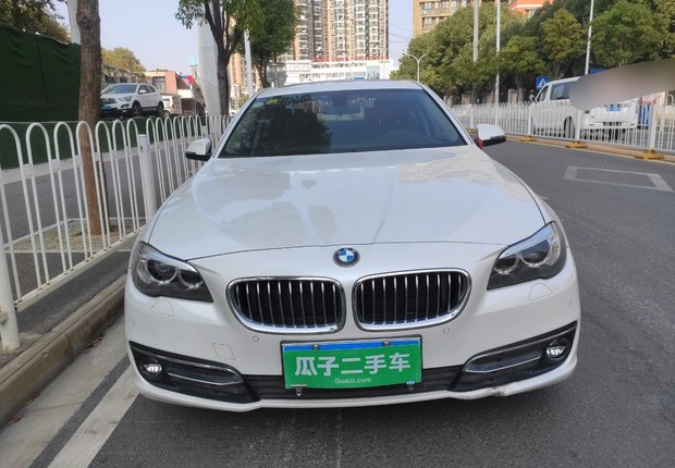 宝马5系 525Li 2014款 2.0T 自动 汽油 豪华设计套装 (国Ⅳ) 