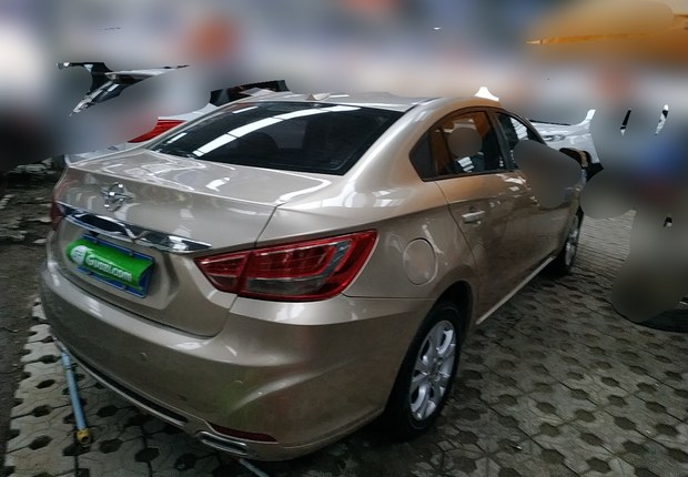 海马福美来M5 2014款 1.6L 手动 精英型 (国Ⅳ) 