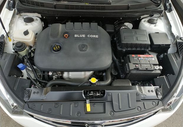 长安逸动XT 2015款 1.6L 自动 俊酷型 (国Ⅳ) 