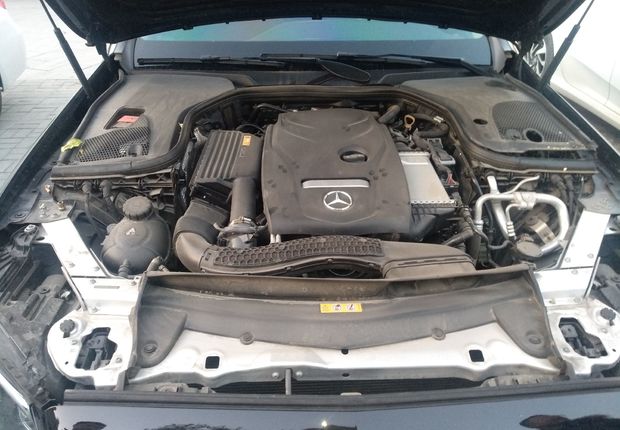 奔驰E级 E200L 2019款 2.0T 自动 汽油 运动型 (国Ⅴ) 