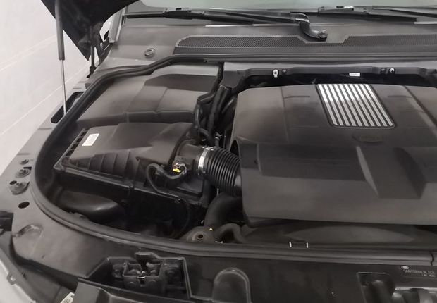 路虎发现 [进口] 2015款 3.0T 自动 四驱 汽油 HSE 