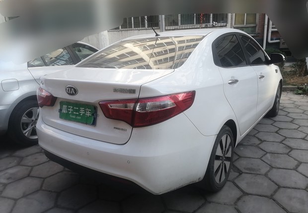 起亚K2 2012款 1.6L 自动 4门5座三厢车 Premium (国Ⅳ) 