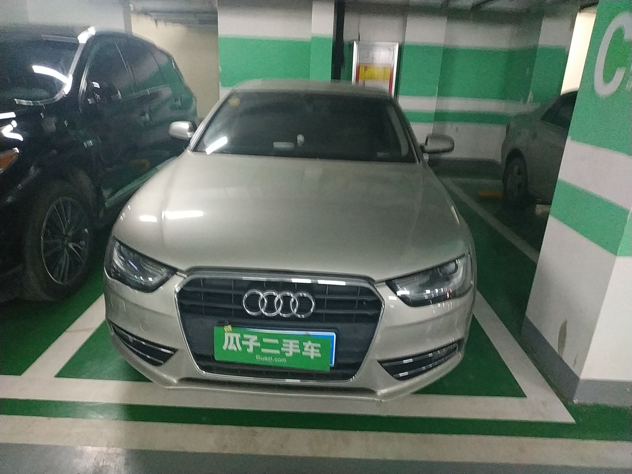 奥迪A4L 2015款 2.0T 自动 标准型 (国Ⅳ) 