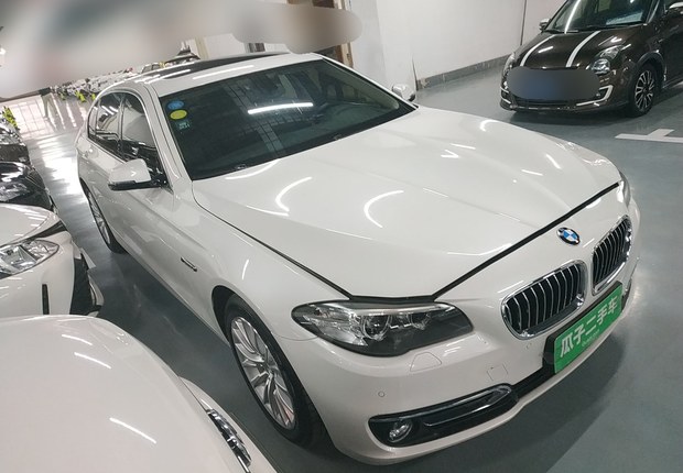 宝马5系 525Li 2014款 2.0T 自动 汽油 豪华设计套装 (国Ⅳ) 