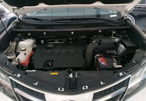 丰田RAV4 2013款 2.0L 自动 四驱 新锐型 (国Ⅳ) 