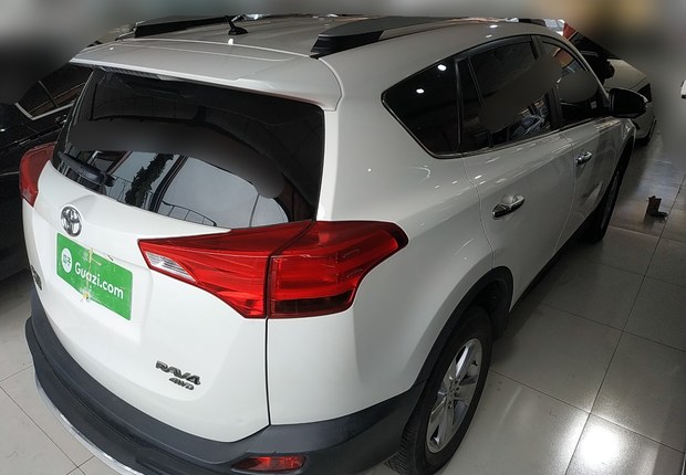 丰田RAV4 2013款 2.0L 自动 四驱 新锐型 (国Ⅳ) 