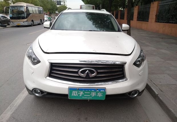 英菲尼迪QX70 [进口] 2013款 3.7L 自动 四驱 超越版 