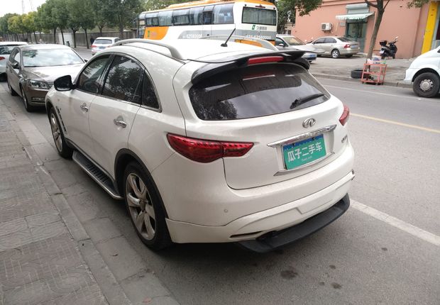 英菲尼迪QX70 [进口] 2013款 3.7L 自动 四驱 超越版 