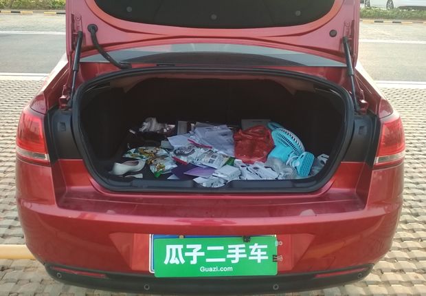 雪铁龙世嘉 2014款 1.6L 自动 4门5座三厢车 品尚型VTS版 (国Ⅴ) 