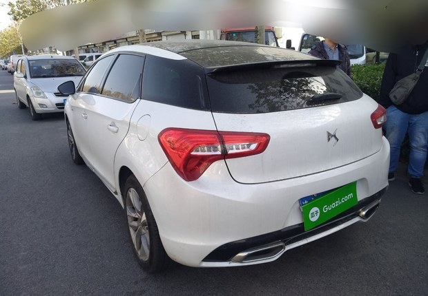 DS5两厢 2014款 1.6T 自动 豪华版THP200 (国Ⅴ) 