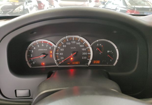 日产帕拉丁 XE 2006款 2.4L 手动 后驱 标准型 (国Ⅱ) 