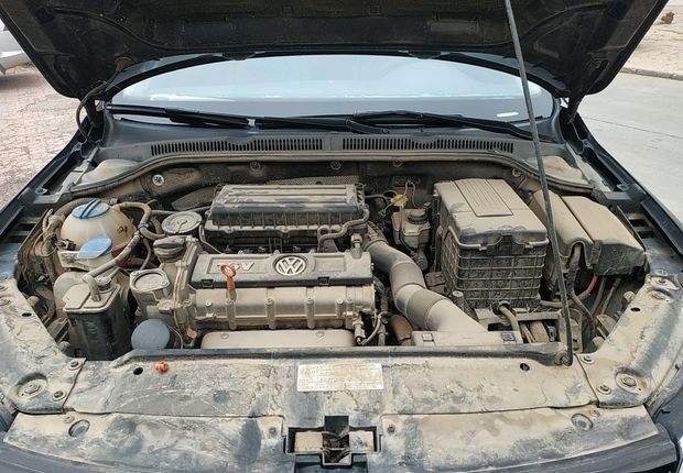 大众速腾 2012款 1.6L 自动 舒适型 (国Ⅳ) 