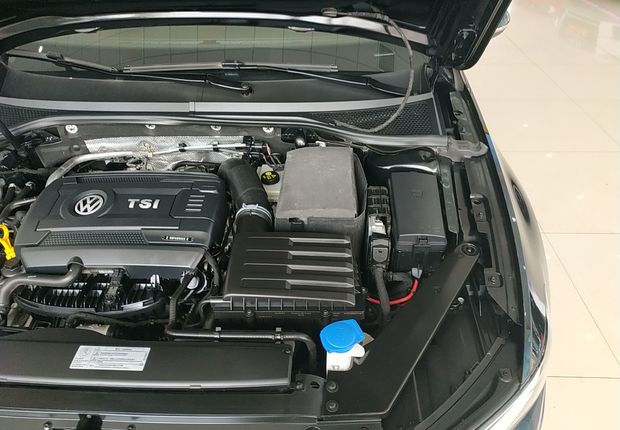 大众迈腾 2017款 1.8T 自动 汽油 330TSI领先型 (国Ⅴ) 