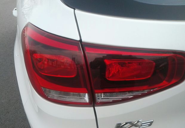 起亚KX3傲跑 2015款 1.6L 自动 DLX (国Ⅴ) 