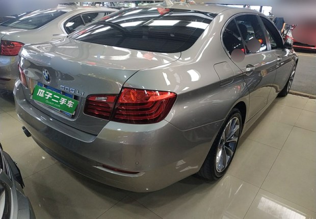 宝马5系 525Li 2017款 2.0T 自动 汽油 领先型 (国Ⅴ) 