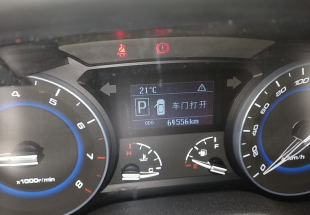 长安悦翔V7 2015款 1.6L 自动 乐享型 (国Ⅴ) 